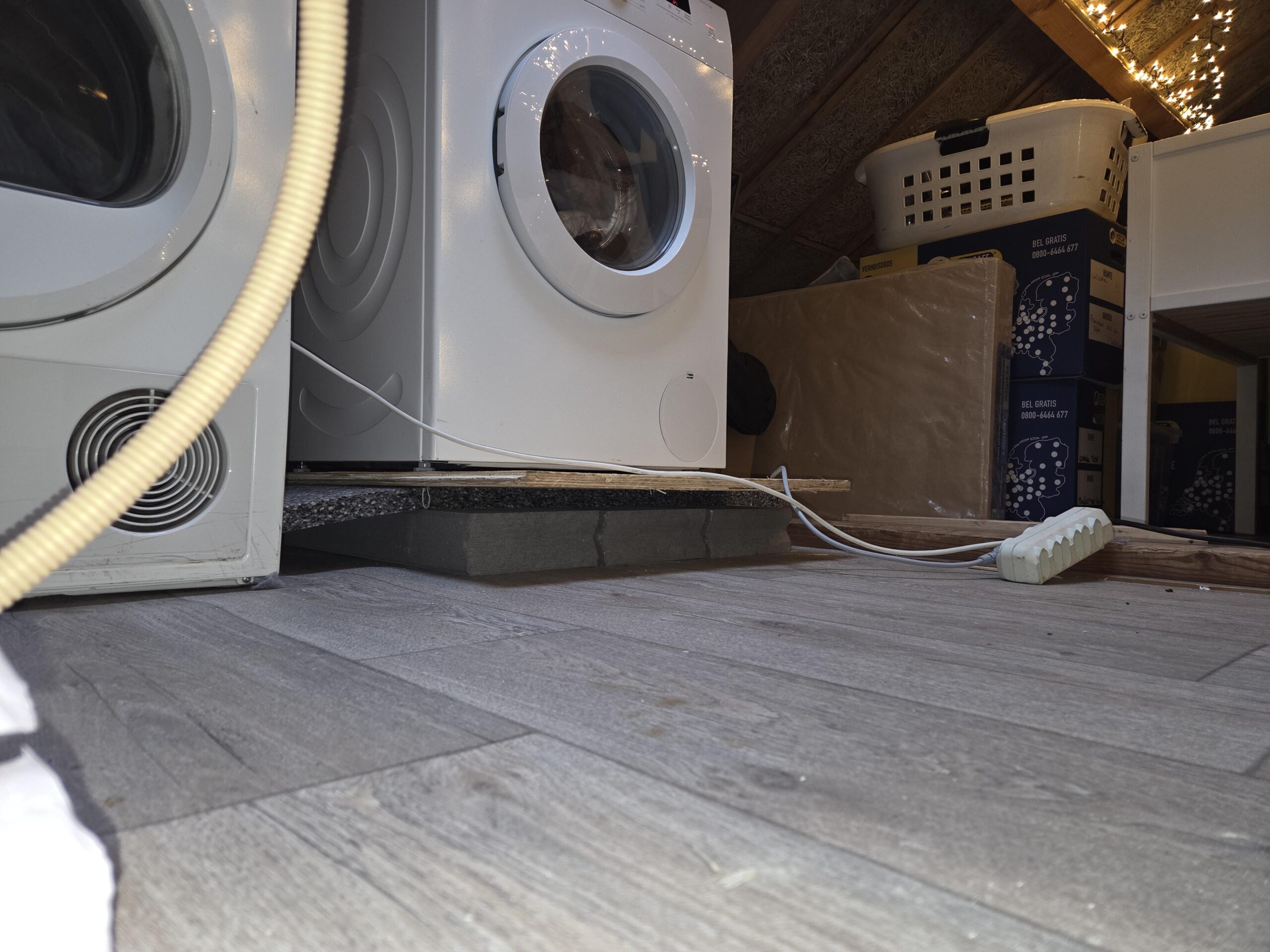 Kỹ thuật đặt máy giặt đè lên sàn nhựa SPC