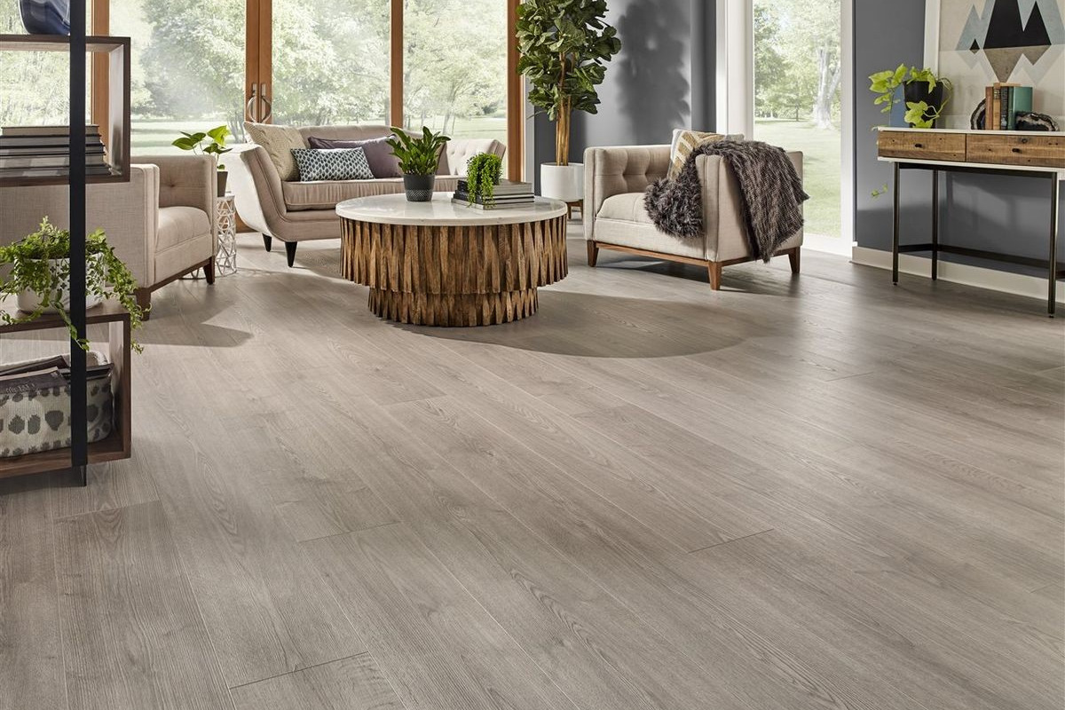 Phối màu sàn gỗ trung tính ấm cúng