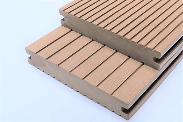 Sàn gỗ nhựa ngoài trời (WPC) là gì?