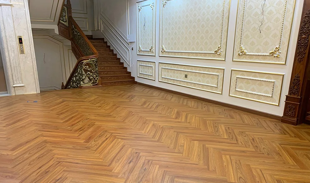 Giá sàn gỗ xương cá đã bao gồm chi phí hoàn thiện chưa?