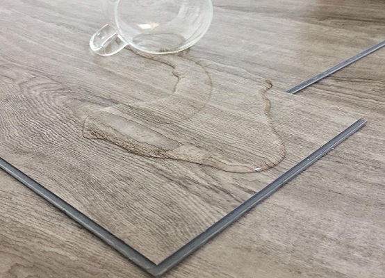 Sàn nhựa SPC có khả năng chống nước 100% tuyệt đối