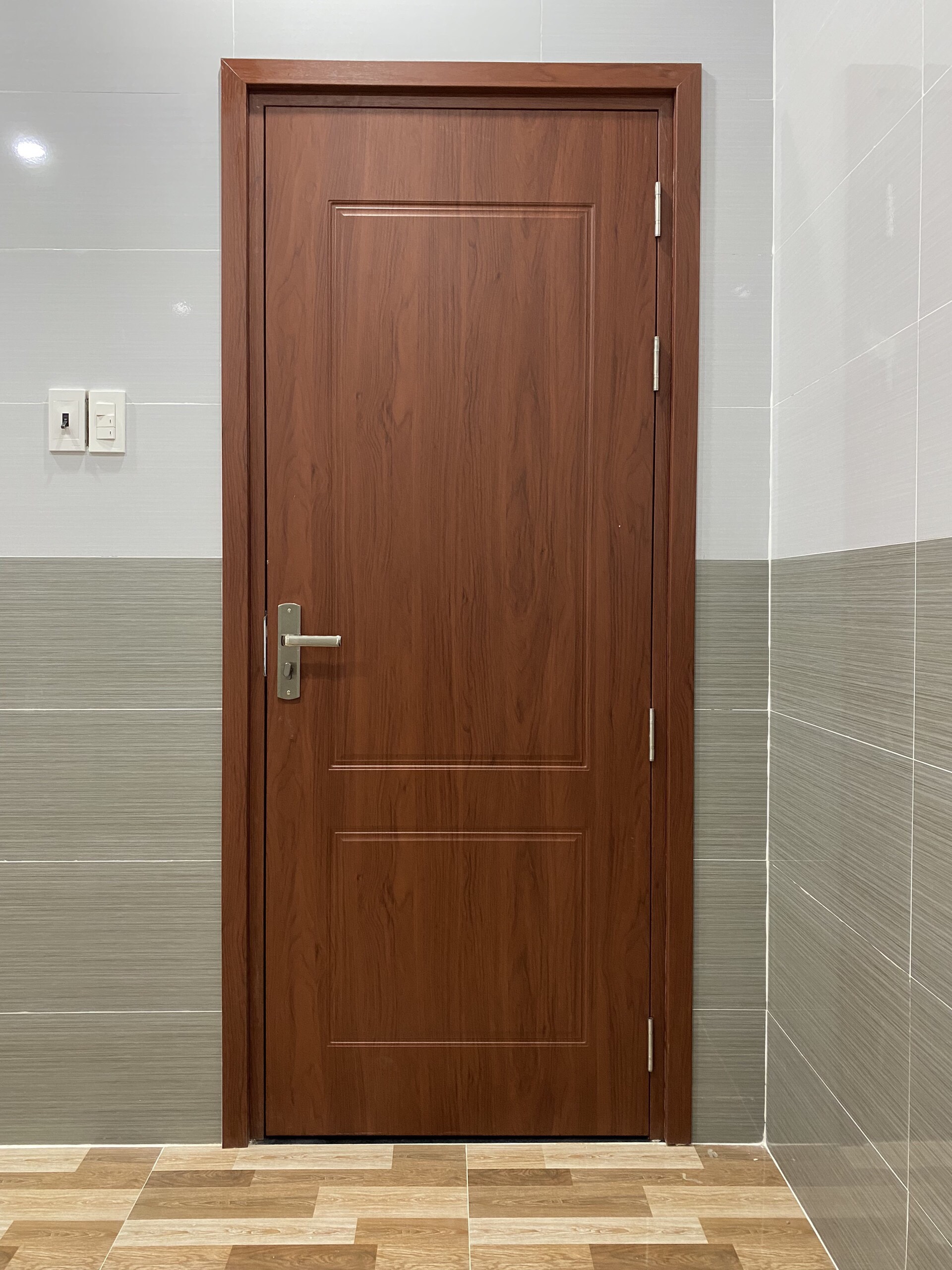 Cửa nhựa Composite có phù hợp với nhà vệ sinh không?