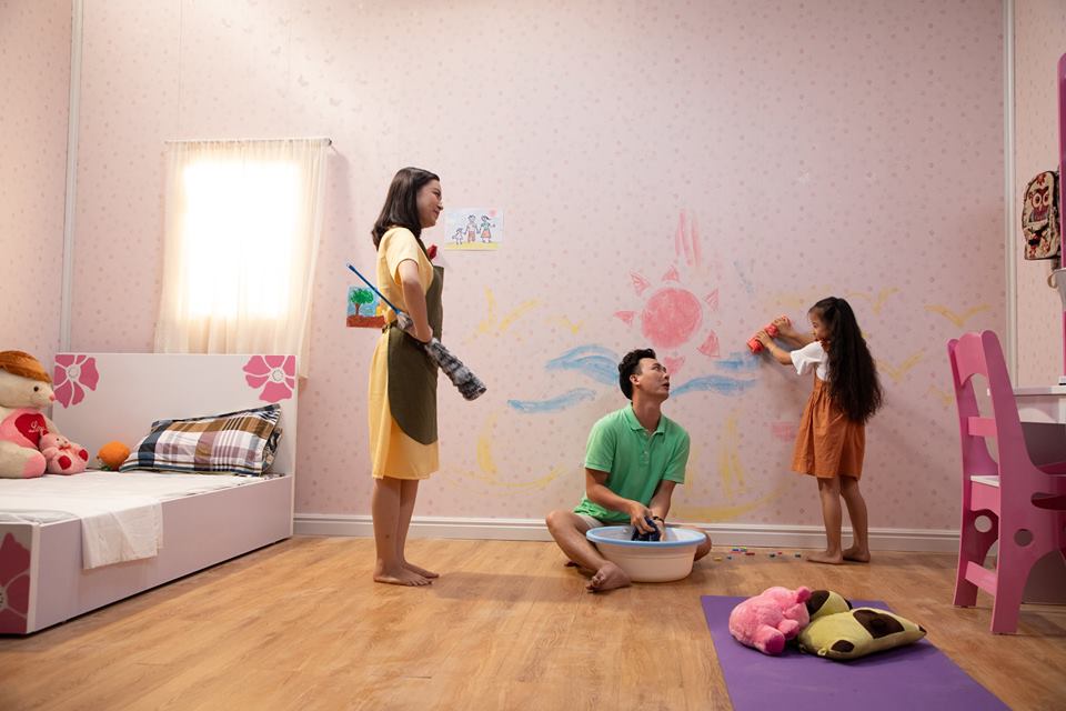 Sàn nhựa giả gỗ có phù hợp cho nhà có trẻ nhỏ không?