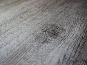 Công nghệ EIR trong cấu trúc lớp bảo vệ sàn gỗ cao cấp.